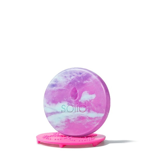 Beauty Blender Bundle - Blender, Case, & Cleanser - Picture 5 of 9